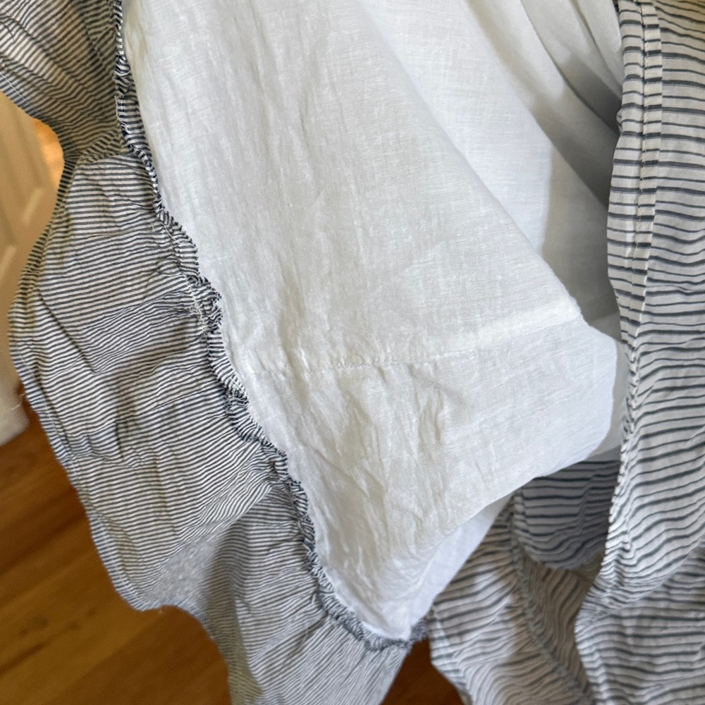 Cute!Striped Gray and White Sundress with Crisscross Straps - Picture 8 of 8